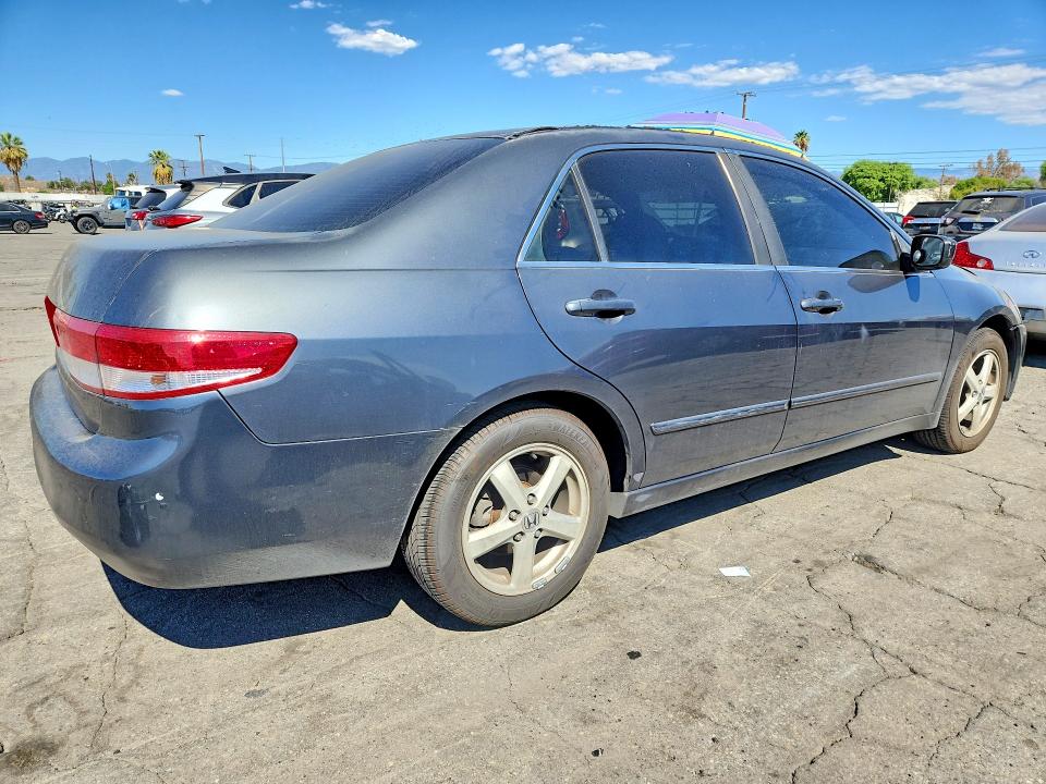 2003 Honda Accord მანქანა იყიდება აუქციონზე, vin: JHMCM56693C033977, აუქციონის ნომერი: 71324666