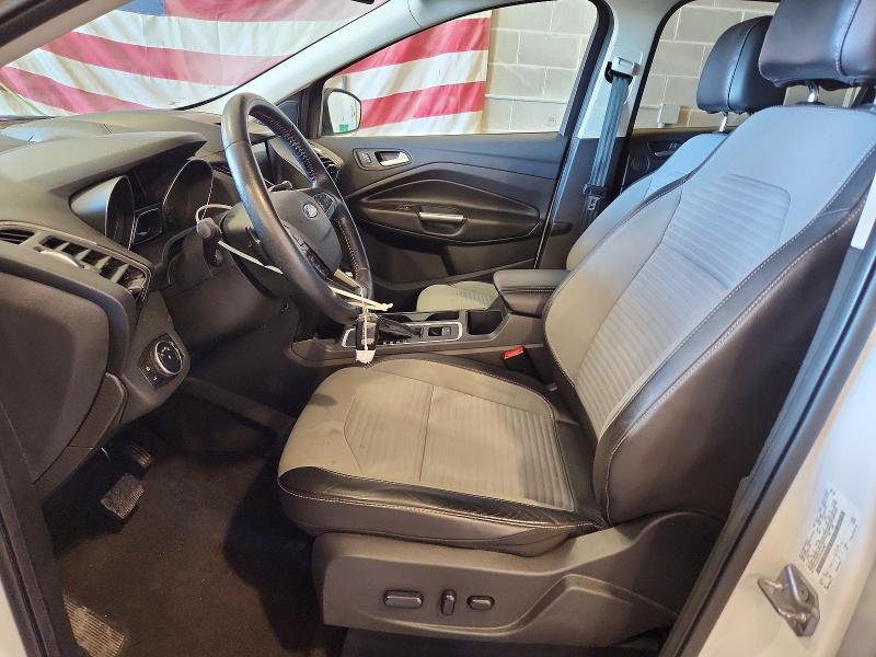 2017 Ford Escape მანქანა იყიდება აუქციონზე, vin: 1FMCU0JD3HUA03963, აუქციონის ნომერი: 71854426