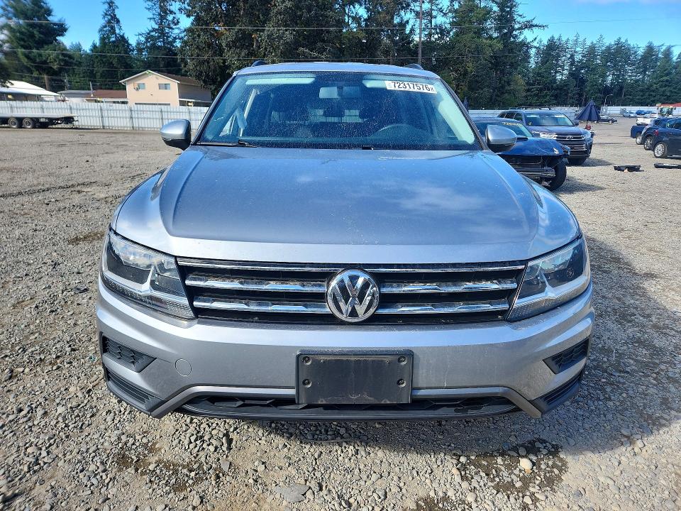 72317576 :رقم المزاد ، 3VV0B7AX4LM057867 vin ، 2020 Volkswagen Tiguan مزاد بيع