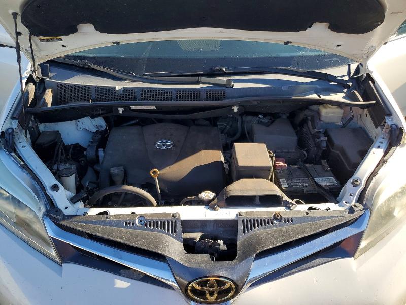 2018 Toyota Sienna მანქანა იყიდება აუქციონზე, vin: 5TDYZ3DC3JS954738, აუქციონის ნომერი: 70958146