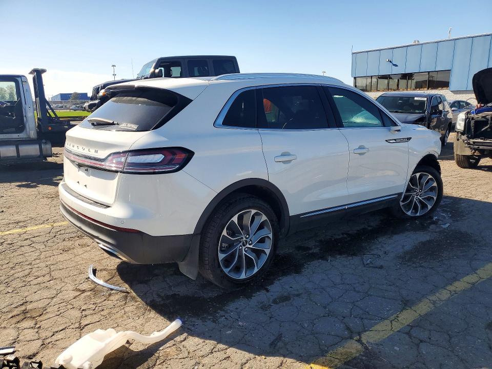 Продажа на аукционе авто 2022 Lincoln Nautilus, vin: 2LMPJ8KP7NBL15050, номер лота: 72969206