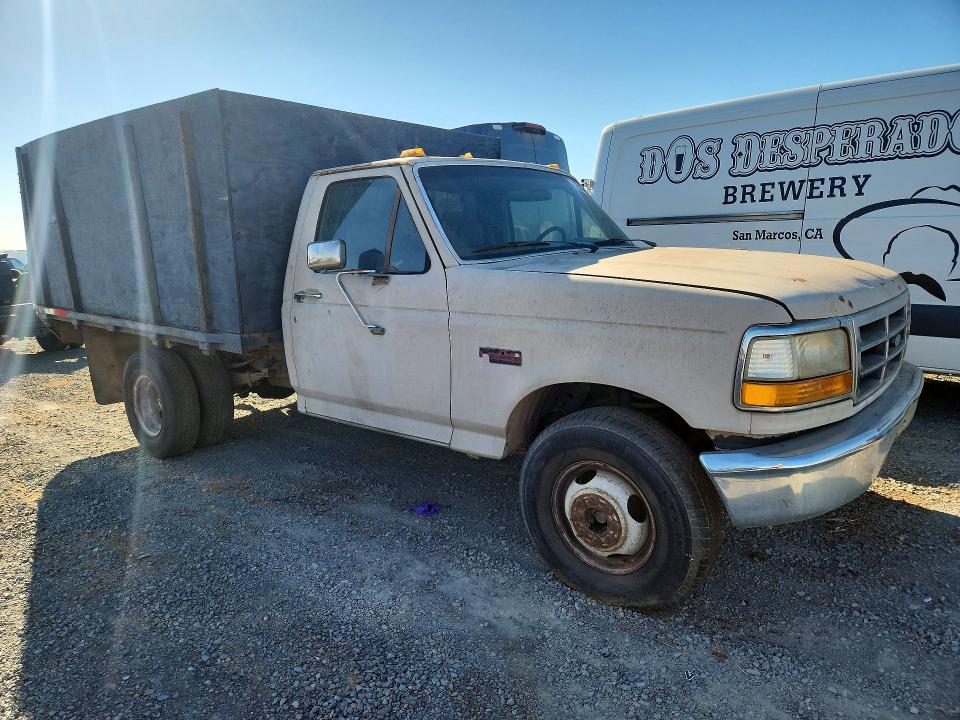 71628646 :رقم المزاد ، 2FDJF37G0NCB00523 vin ، 1992 Ford F350 مزاد بيع