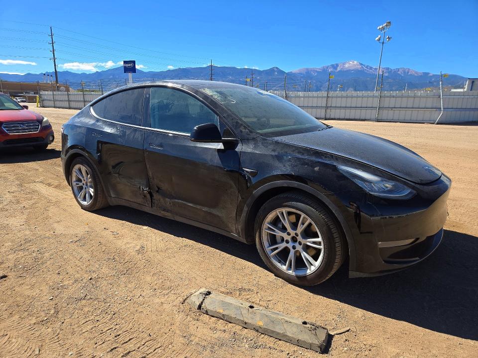 Продажа на аукционе авто 2020 Tesla Model Y, vin: 5YJYGDEE7LF050863, номер лота: 72753666