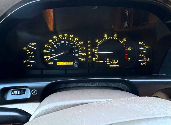 2000 Lexus Lx მანქანა იყიდება აუქციონზე, vin: JT6HT00WXY0116100, აუქციონის ნომერი: 72480286
