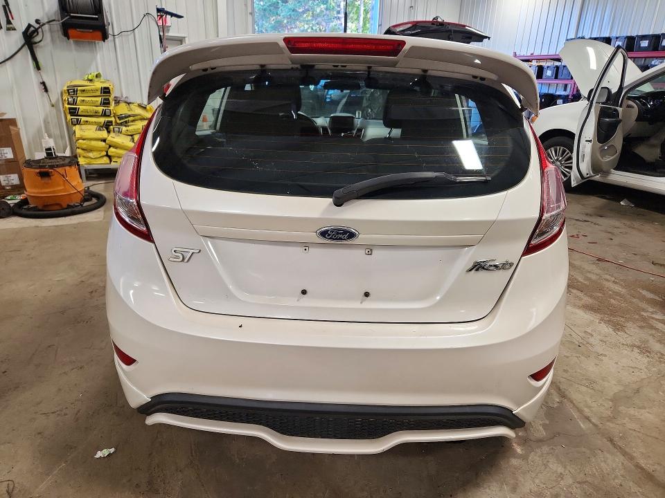 Продажа на аукционе авто 2016 Ford Fiesta, vin: 3FADP4GX8GM126739, номер лота: 72251426