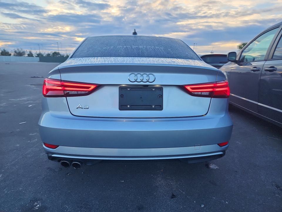 Продажа на аукционе авто 2019 Audi A3, vin: WAUAUGFF6K1024746, номер лота: 70542116