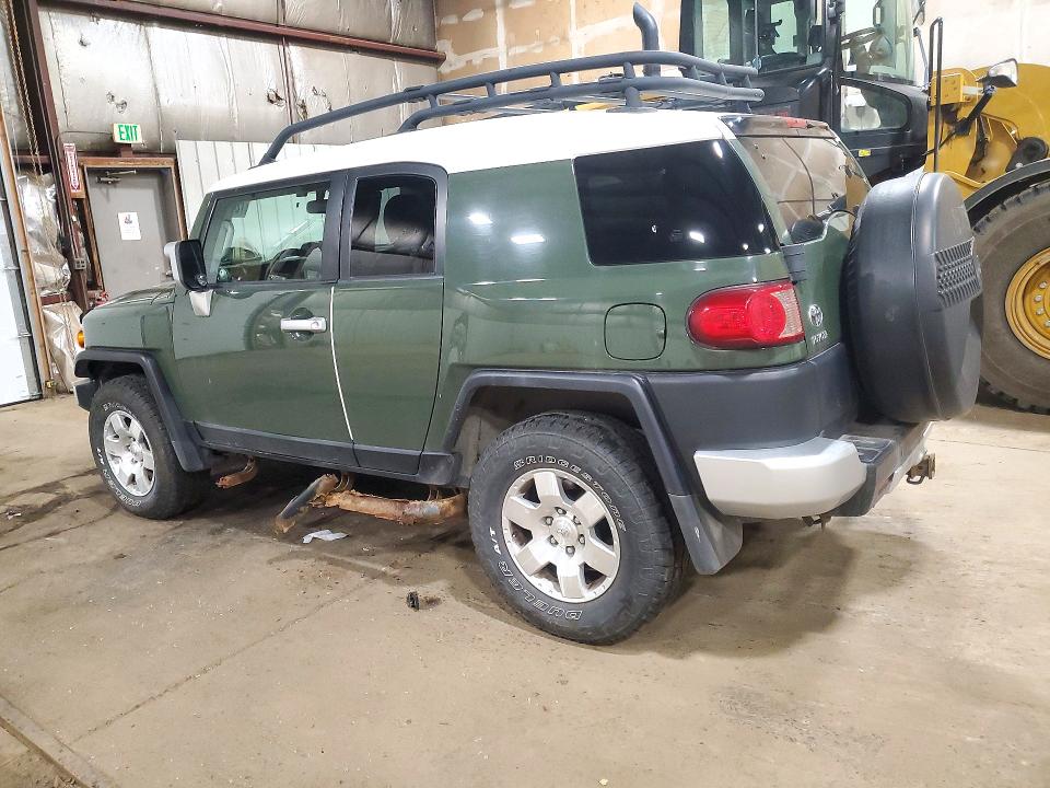 2010 Toyota Fj Cruiser მანქანა იყიდება აუქციონზე, vin: JTEBU4BF5AK078698, აუქციონის ნომერი: 72482426