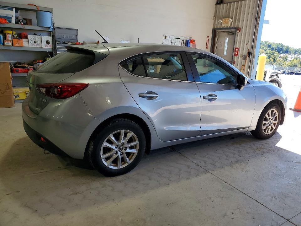70880506 :رقم المزاد ، JM1BM1L79G1307702 vin ، 2016 Mazda 3 مزاد بيع