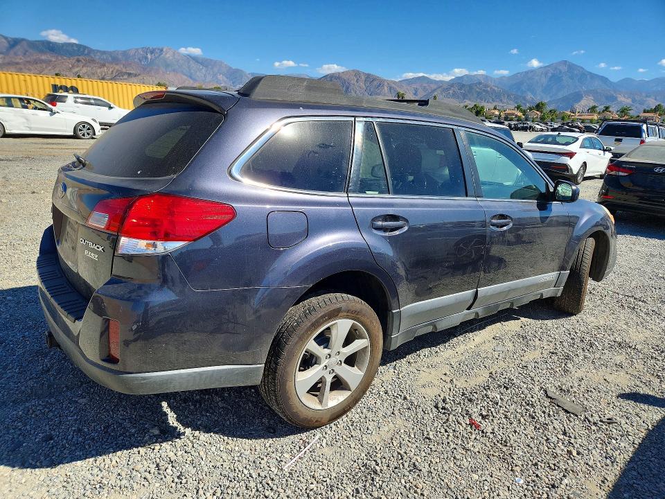 2013 Subaru Outback მანქანა იყიდება აუქციონზე, vin: 4S4BRBBC2D3257940, აუქციონის ნომერი: 72198646