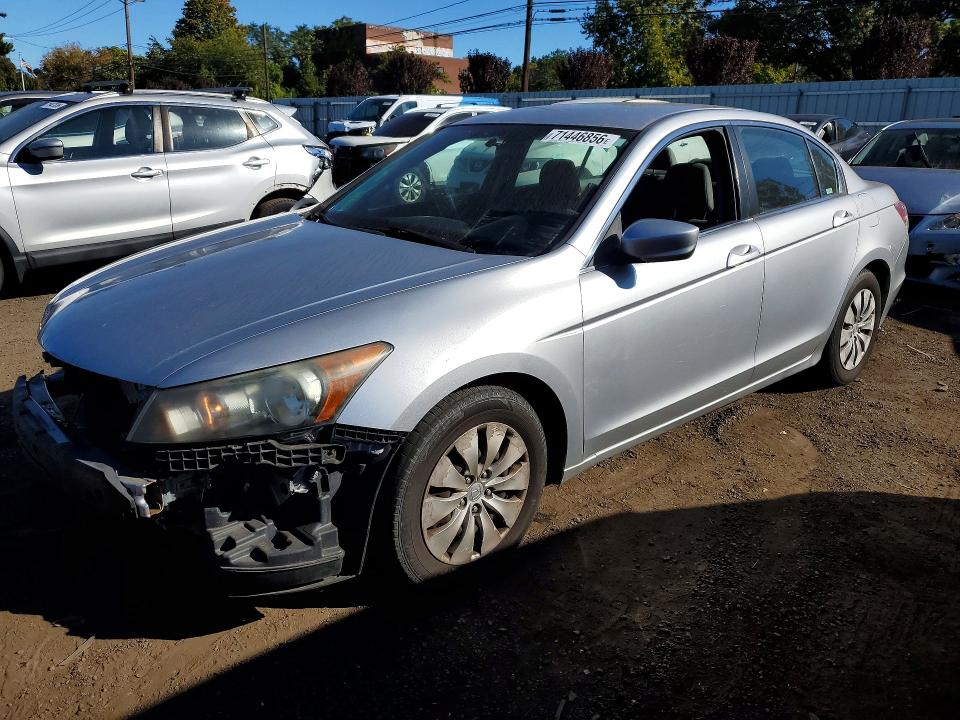 71446856 :رقم المزاد ، 1HGCP2F33CA095479 vin ، 2012 Honda Accord مزاد بيع