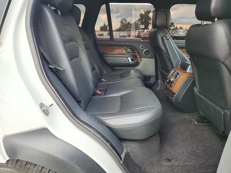 73313826 :رقم المزاد ، SALGS2RK3JA394445 vin ، 2018 Land Rover Range Rover مزاد بيع