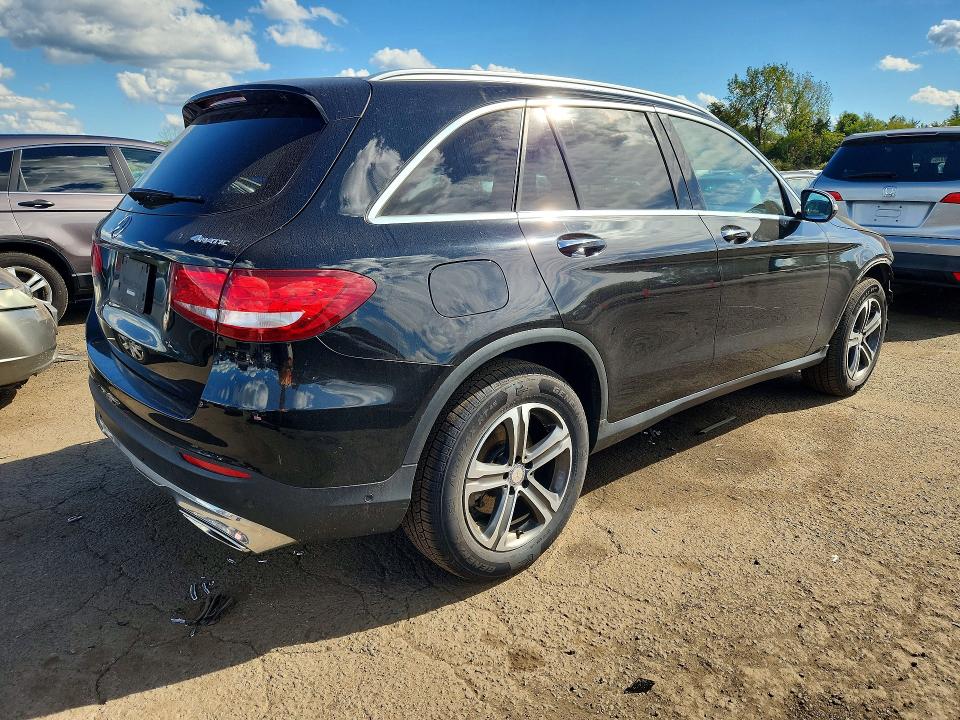 Продажа на аукционе авто 2017 Mercedes-benz Glc, vin: WDC0G4KB2HF199752, номер лота: 70685236