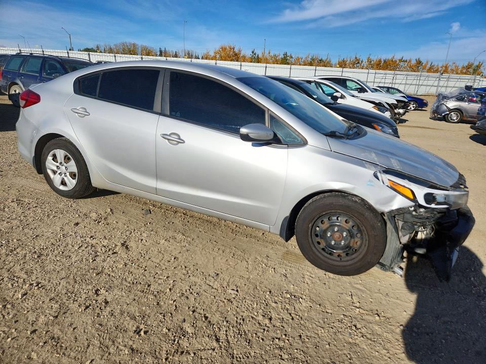 Продажа на аукционе авто 2017 Kia Forte, vin: 3KPFL4A77HE076726, номер лота: 71847496