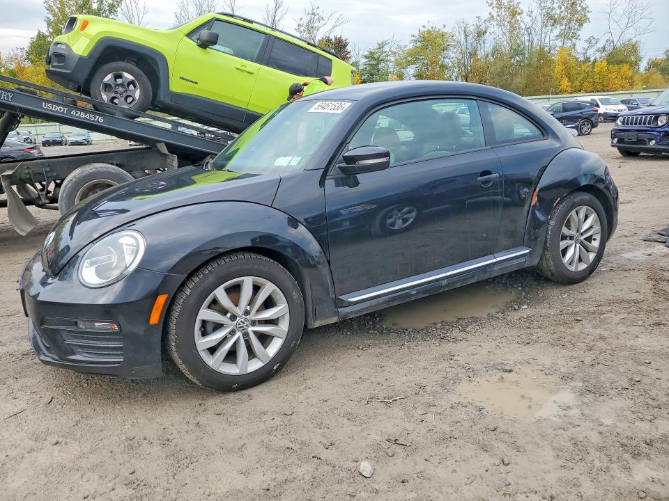 Auction sale of the 2017 Volkswagen Beetle, vin: 3VWF17AT7HM630791, lot number: 69461536