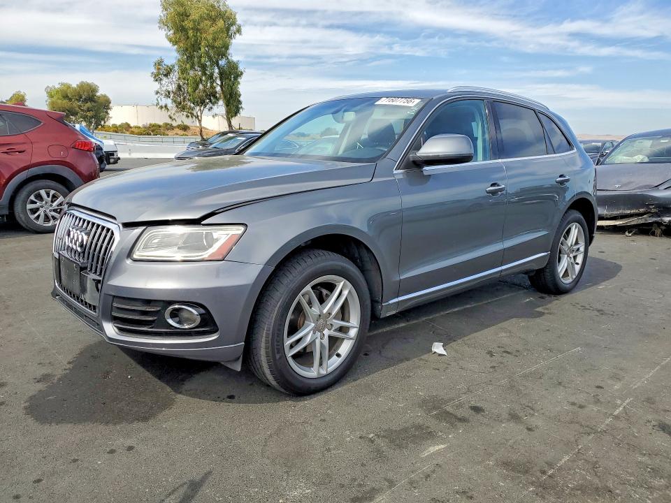 71607756 :رقم المزاد ، WA1CFAFP2FA011553 vin ، 2015 Audi Q5 مزاد بيع