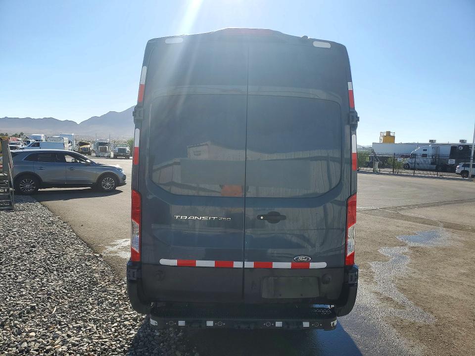 2020 Ford Transit მანქანა იყიდება აუქციონზე, vin: 1FTBR3X8XLKB04452, აუქციონის ნომერი: 72463936