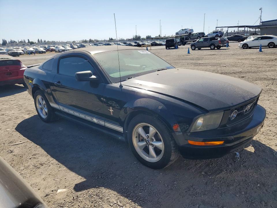 71491366 :رقم المزاد ، 1ZVHT80N875367162 vin ، 2007 Ford Mustang مزاد بيع