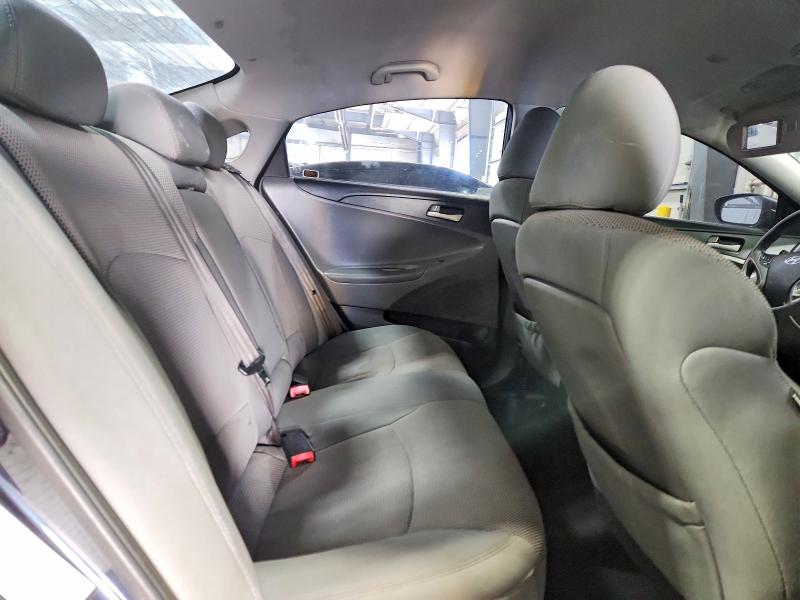 2014 Hyundai Sonata მანქანა იყიდება აუქციონზე, vin: 5NPEB4AC3EH921817, აუქციონის ნომერი: 71549106