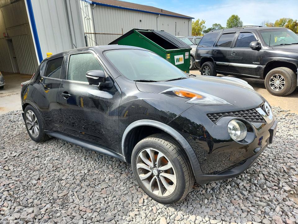 71317986 :رقم المزاد ، JN8AF5MV6HT753360 vin ، 2017 Nissan Juke مزاد بيع