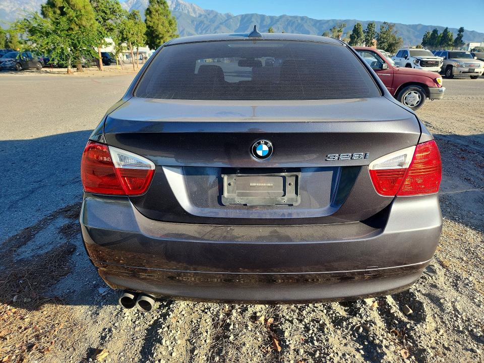 Продажа на аукционе авто 2008 Bmw 328, vin: WBAVC53558FZ88304, номер лота: 70744996