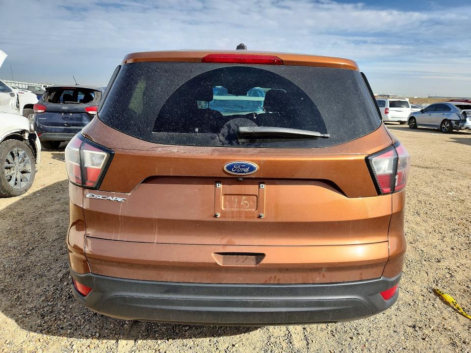 2017 Ford Escape მანქანა იყიდება აუქციონზე, vin: 1FMCU0F79HUD31746, აუქციონის ნომერი: 71406426