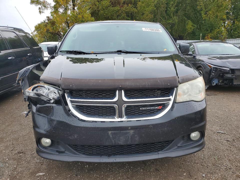 71168306 :رقم المزاد ، 2C4RDGDG0DR789595 vin ، 2013 Dodge Grand Caravan مزاد بيع