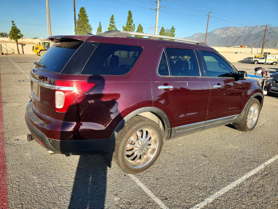 2011 Ford Explorer მანქანა იყიდება აუქციონზე, vin: 1FMHK7D88BGA61429, აუქციონის ნომერი: 73892446