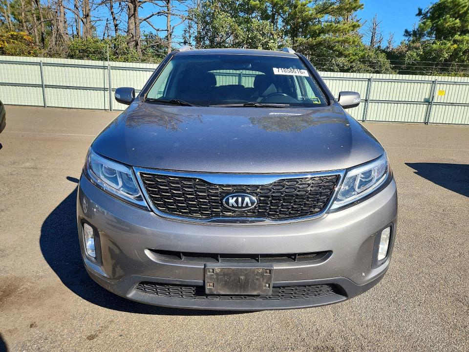 2014 Kia Sorento მანქანა იყიდება აუქციონზე, vin: 5XYKTDA6XEG472265, აუქციონის ნომერი: 71858616