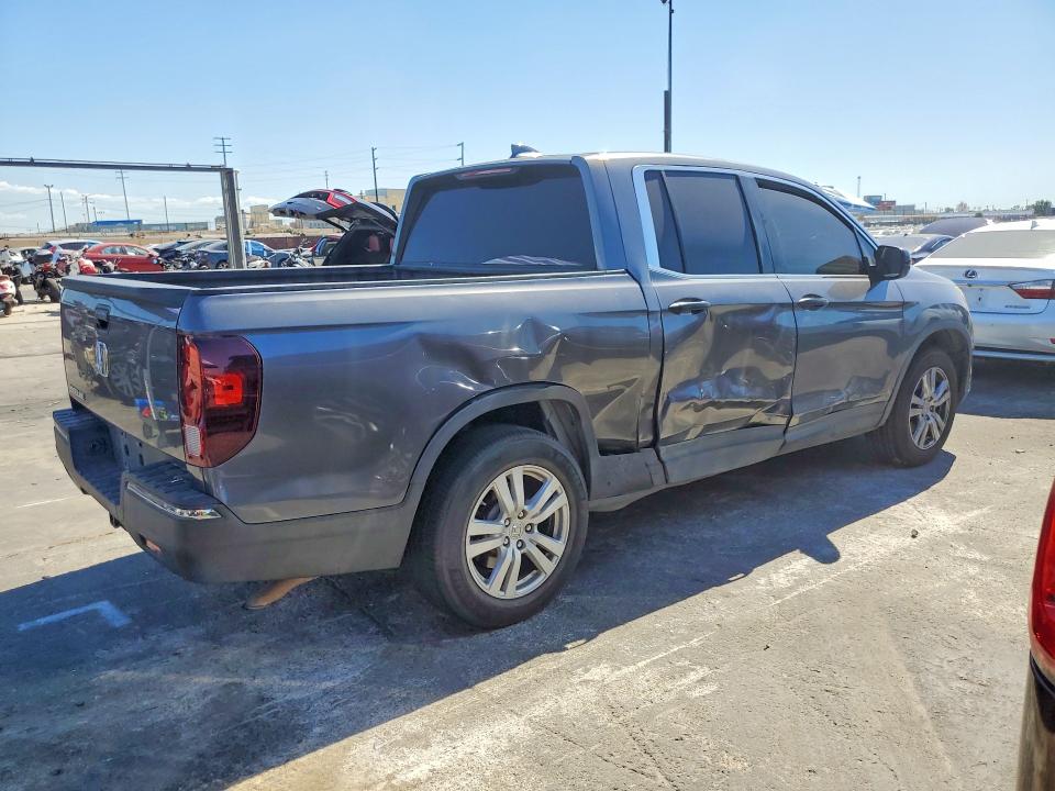 71657146 :رقم المزاد ، 5FPYK2F23HB010124 vin ، 2017 Honda Ridgeline مزاد بيع
