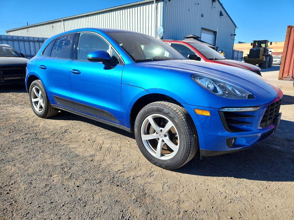 73415996 :رقم المزاد ، WP1AA2A57HLB08535 vin ، 2017 Porsche Macan مزاد بيع