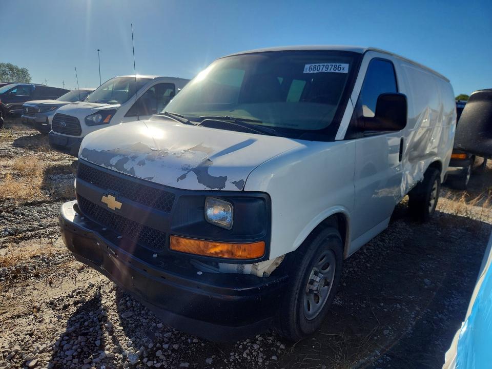 68079786 :رقم المزاد ، 1GCSGAFX5E1147608 vin ، 2014 Chevrolet Express G1500 مزاد بيع