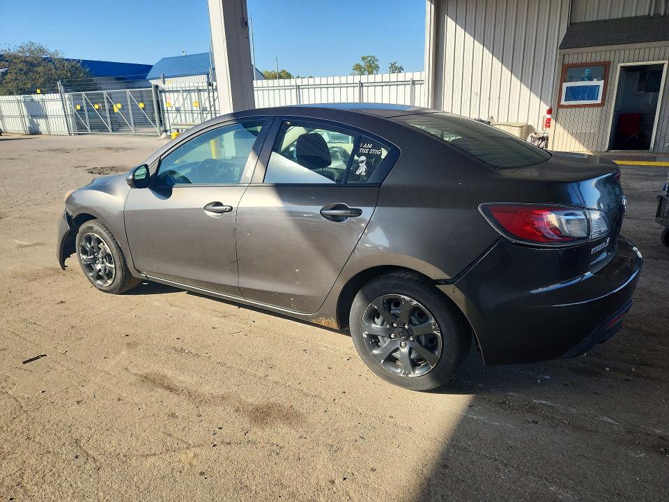 72193746 :رقم المزاد ، JM1BL1SG5A1301438 vin ، 2010 Mazda 3 مزاد بيع