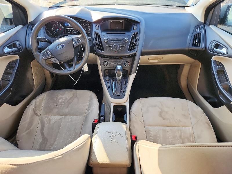 72923376 :رقم المزاد ، 1FADP3F22FL227288 vin ، 2015 Ford Focus مزاد بيع