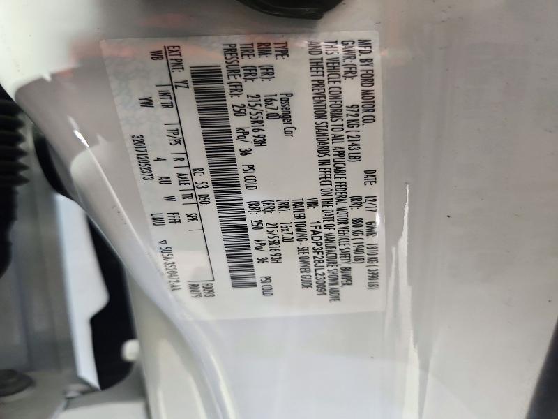 71310616 :رقم المزاد ، 1FADP3F28JL230091 vin ، 2018 Ford Focus مزاد بيع