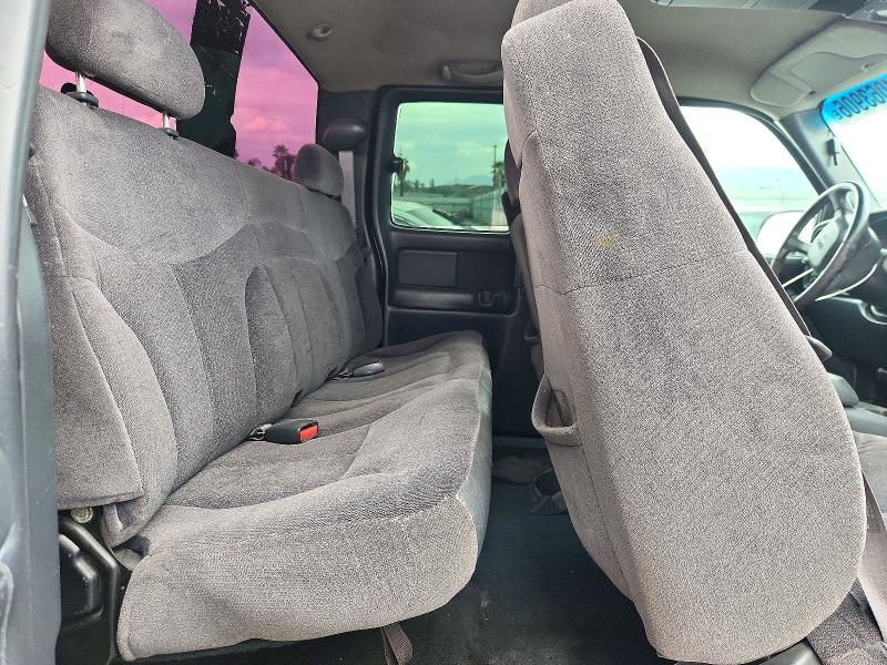 74063906 :رقم المزاد ، 2GTEC19T411406238 vin ، 2001 Gmc New Sierra مزاد بيع