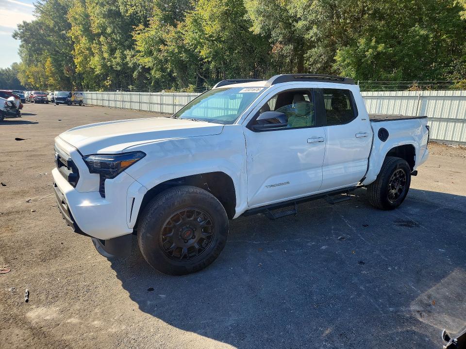 Auction sale of the 2025 Toyota Tacoma, vin: 3TMLB5JN1SM151749, lot number: 72331676