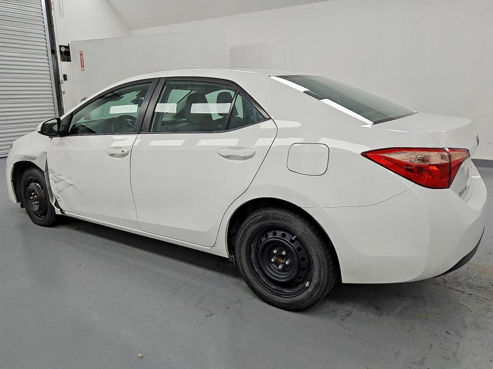 Продажа на аукционе авто 2018 Toyota Corolla, vin: 2T1BURHE6JC101990, номер лота: 71353126