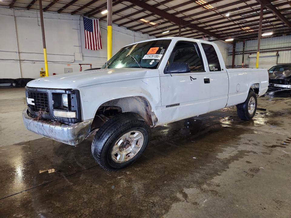 71928186 :رقم المزاد ، 1GTGC29R3WE520806 vin ، 1998 Gmc Sierra مزاد بيع