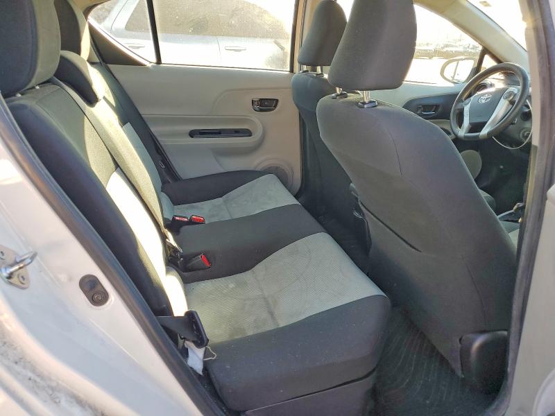 2012 Toyota Prius C მანქანა იყიდება აუქციონზე, vin: JTDKDTB37C1015681, აუქციონის ნომერი: 71772316