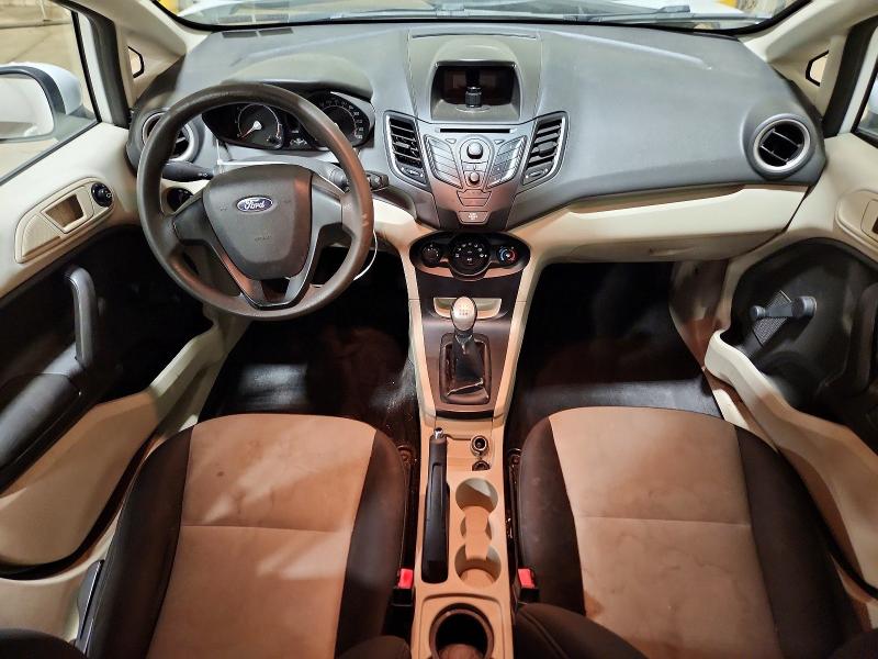 71598296 :رقم المزاد ، 3FADP4AJ2BM128841 vin ، 2011 Ford Fiesta مزاد بيع