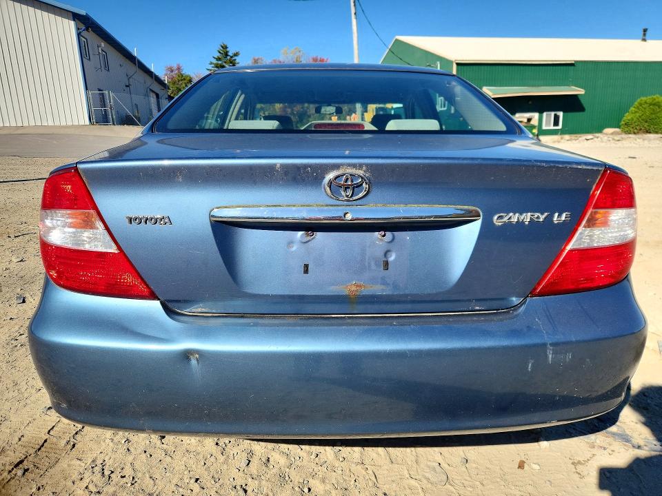 2004 Toyota Camry მანქანა იყიდება აუქციონზე, vin: 4T1BE32KX4U832160, აუქციონის ნომერი: 72044106