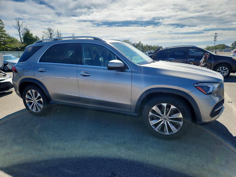 Продажа на аукционе авто 2020 Mercedes-benz Gle, vin: 4JGFB4KBXLA007445, номер лота: 70688426
