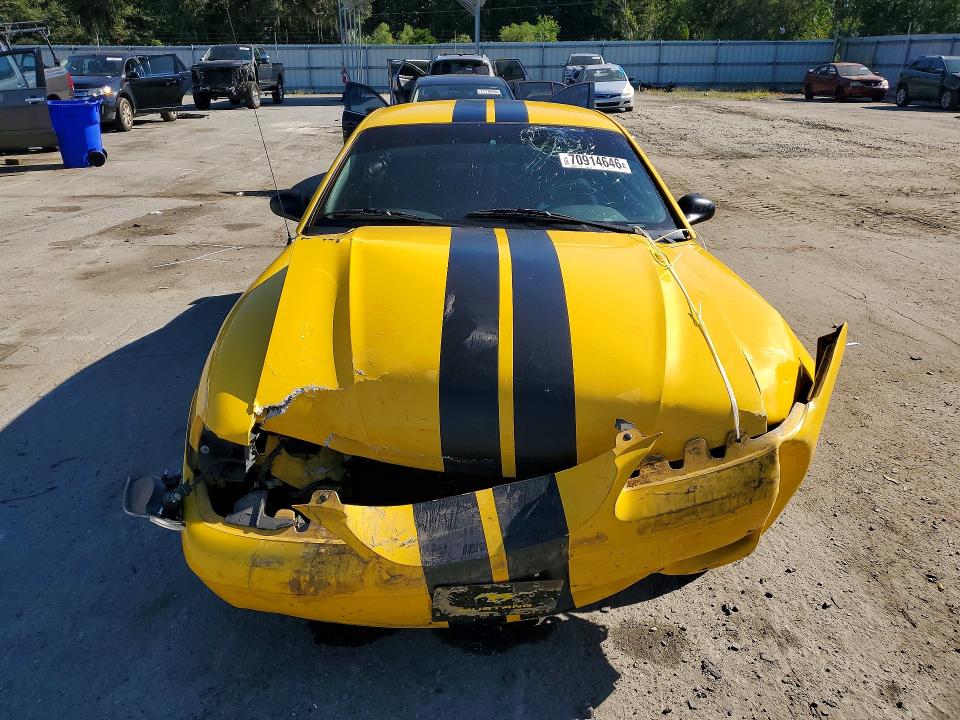 70914646 :رقم المزاد ، 1FAFP42X1WF201358 vin ، 1998 Ford Mustang مزاد بيع