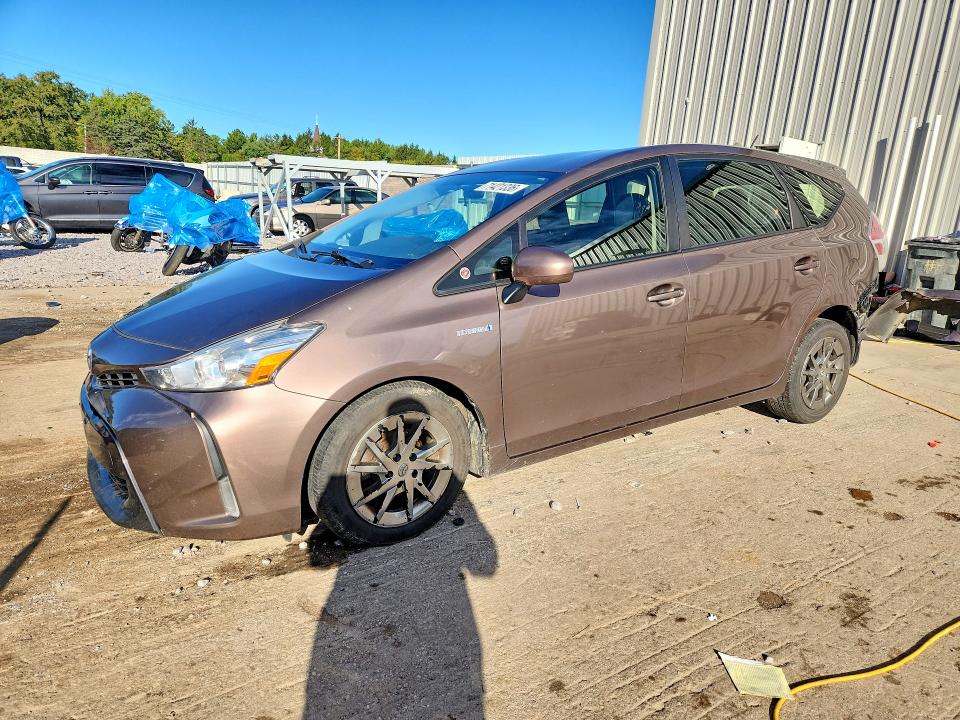 Auction sale of the 2015 Toyota Prius V, vin: JTDZN3EU8FJ025902, lot number: 71421336