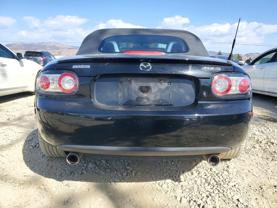 Продажа на аукционе авто 2006 Mazda Mx-5 Miata, vin: JM1NC25F460111407, номер лота: 72590316