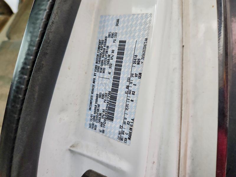 71288606 :رقم المزاد ، 1FDXE45S22HA17786 vin ، 2002 Ford E-450 مزاد بيع