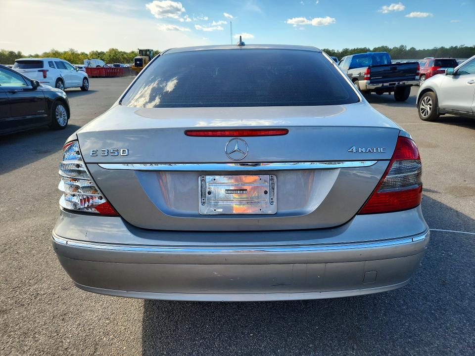 2008 Mercedes-benz E მანქანა იყიდება აუქციონზე, vin: WDBUF87X28B262389, აუქციონის ნომერი: 72364056