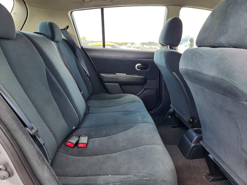 2010 Nissan Versa მანქანა იყიდება აუქციონზე, vin: 3N1BC1CP8AL393428, აუქციონის ნომერი: 71244126