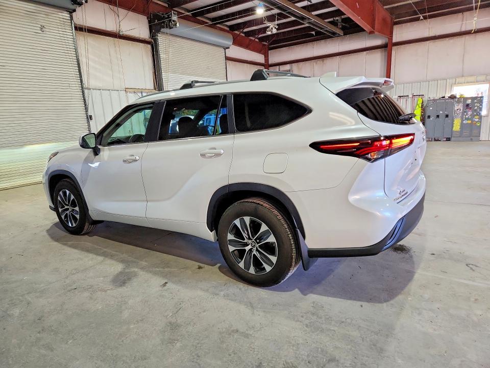 2025 Toyota Highlander მანქანა იყიდება აუქციონზე, vin: 5TDKDRBH4SS586870, აუქციონის ნომერი: 71976786