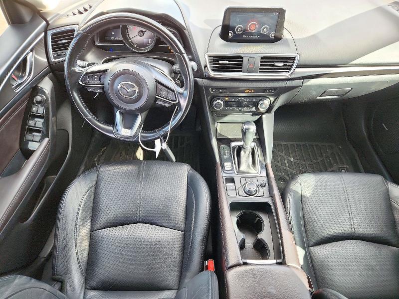 Продажа на аукционе авто 2018 Mazda 3, vin: 3MZBN1M36JM247782, номер лота: 72521036